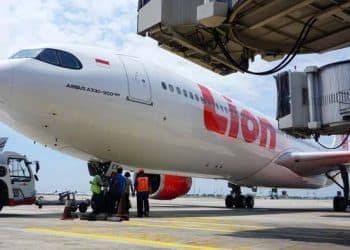 Kebakaran mesin pesawat lion air