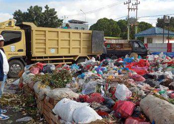 Pemko) Pekanbaru berencana melakukan kajian mendalam terhadap Tempat Pembuangan Sementara (TPS) ilegal yang masih menjadi problem dalam pengangkutan sampah di kota tersebut.