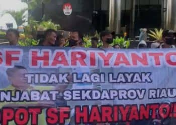 Sekdaprov Riau SF Hariyanto