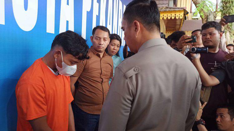 Pelaku pelecehan seksual di Rumah Sakit Islam Ibnu Sina Pekanbaru