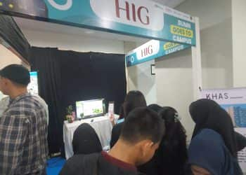 Booth HIG di Pameran BUMN Goes to Campus di Universitas Ujung Pandang