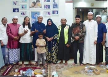 Wabup Inhil Sambut WNI yang Pulang Haji dengan Sepeda