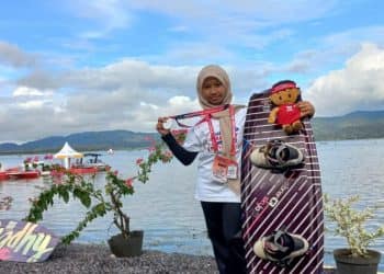 Adiva Zahira Nathania, Atlet Ski Air Pekanbaru Raih Perak di Asia Wakafest 2023