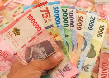 Nilai Tukar Rupiah Terus Melemah, Ekonom Soroti Bahaya di Atas Rp 16.500 per Dollar AS