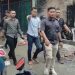 Dalam video tersebut terlihat Kasat Reskrim Polres Rohul AKP Dr Raja Kosmos Parmulais mengamankan satu orang di duga pelaku