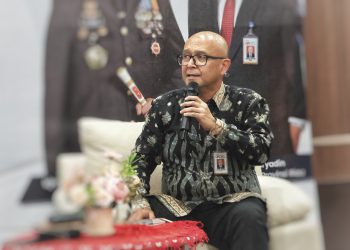 kepala ojk riau endang nuryadin tentang literasi dan inklusi keuangan