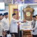 Pj Gubri Serahkan Bantuan Puluhan Juta Rupiah saat Safari Ramadan di Masjid Ibadah Kereta Api