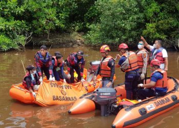 Tim SAR Temukan Korban Terjatuh dari Jembatan Siak 1 Pekanbaru