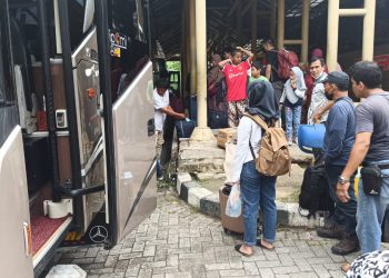 H-1 Idul Fitri, 8.900 Pemudik Berangkat dari Terminal BRPS Pekanbaru