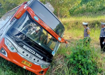 Tragedi di Tol KM 370 Kendal, 7 Penumpang Rosalia Indah Tewas