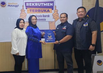 Bertarung di Pilwako Pekanbaru, Ade Hartati Kembalikan Formulir ke NasDem