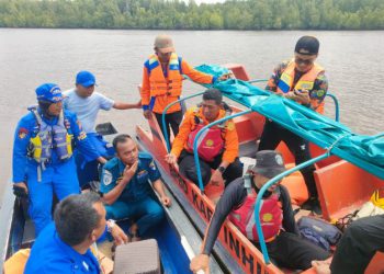 Jatuh dari Perahu, Tim SAR Cari Pria yang Hilang di Sungai Kuala Anak Mandah