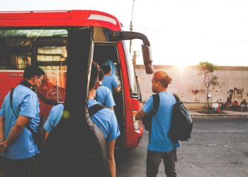 Pemprov Riau Himbau Sekolah tidak Lakukan Studi Tour Keluar Kota