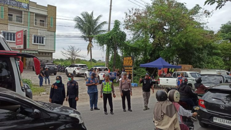 Razia Angkutan Barang di Pekanbaru, Puluhan Kendaraan Ditilang dan Dikandangkan