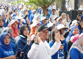 Senam Sehat Bersama AMAN, Ribuan Warga Padati Jalan Purwodadi Ujung