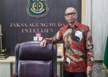 Prof Dr Reda Manthovani Raih Penghargaan Kolumnis inspiratif Pembca Hukumonline 2024