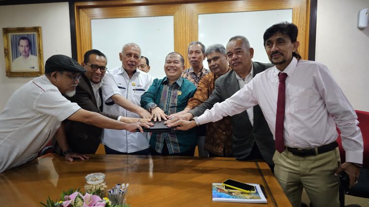 Dikerajaan Airtiris Melayu Kampar dan GABEM Tandatangani MoU Kerjasama Ekonomi Lintas Negara