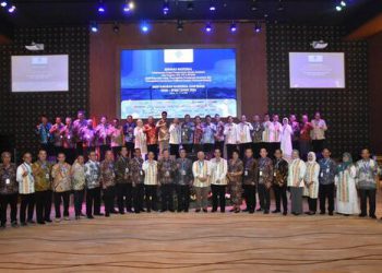 Dewan Komisaris BRK Syariah Ikuti Seminar Nasional dan Munaslub FKDK BPDSI 2024