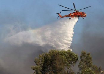 Lima Helikopter Water Bombing Ditarik, Bagaimana Penanganan Karhutla di Riau?