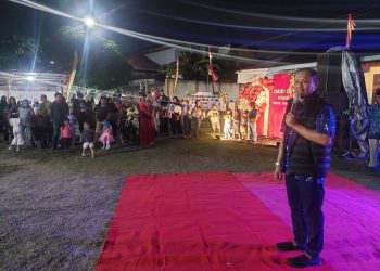 Warga Tangkerang Tengah Sampaikan Keluhanan ke Agung Nugroho di Malam Puncak HUT RI