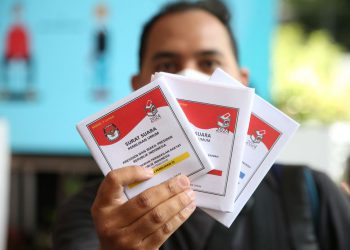 KPU Riau Mulai Distribusikan Surat Suara untuk Pilkada 2024 ke Empat Kabupaten/Kota