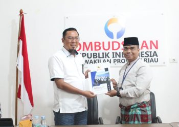 Jelang Pelaksanaan Kebijakan Penangkapan Ikan Terukur, Ombudsman RI Riau Serahkan Hasil Kajian Kesiapan Pelabuhan Perikanan