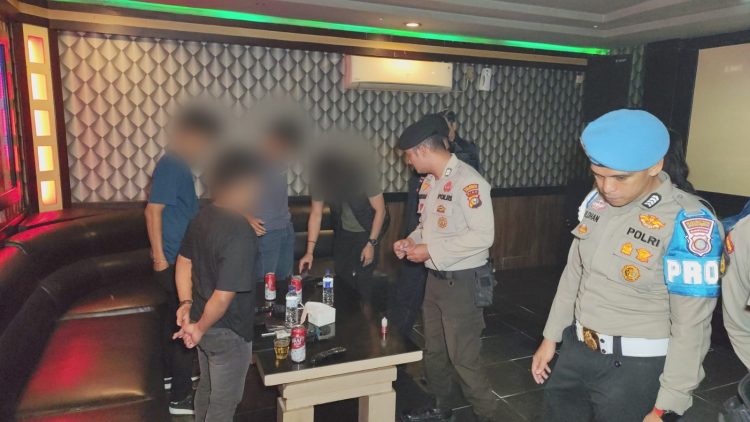 Jelang Tahun Baru 2025, Polresta Pekanbaru Razia Tempat Hiburan Malam