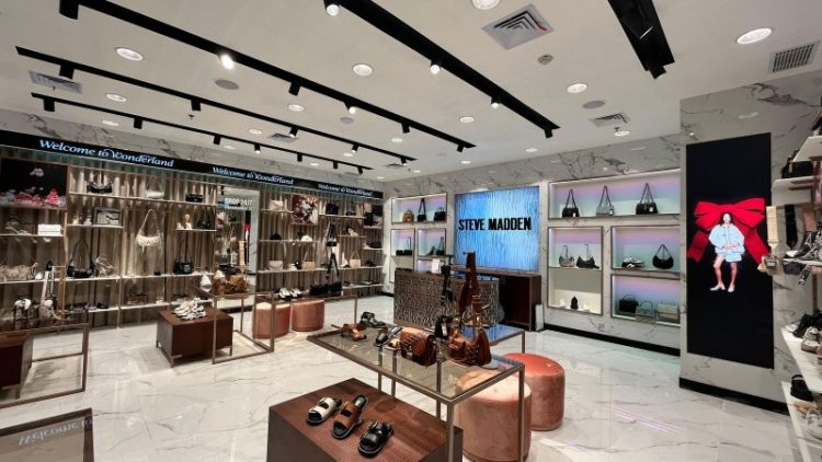 Hadir di Mal SKA Pekanbaru, Steve Madden Jadi Destinasi Fashion Baru