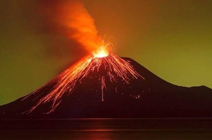 Gunung Krakatau