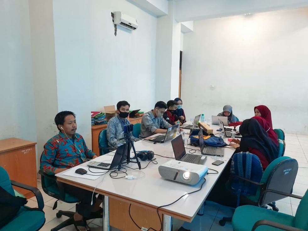 Panitia Webinar Predatech 2020 di PTIPD UIN Suska Riau. (Istimewa)