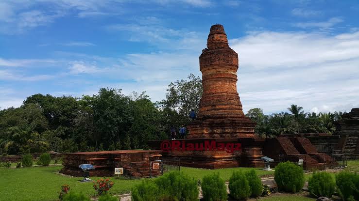 candi muara takus di kampar