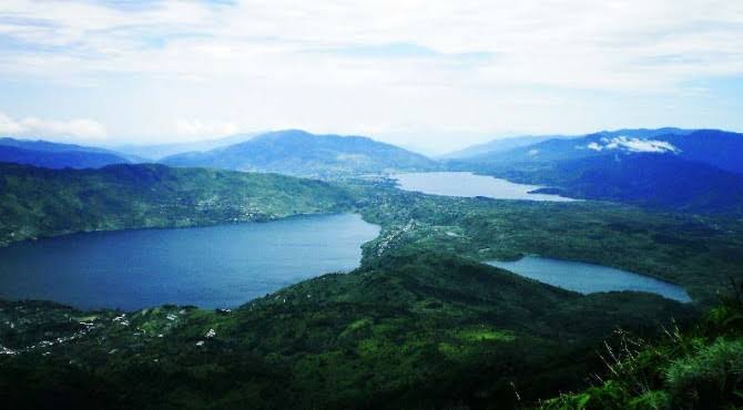 puncak gunung talang