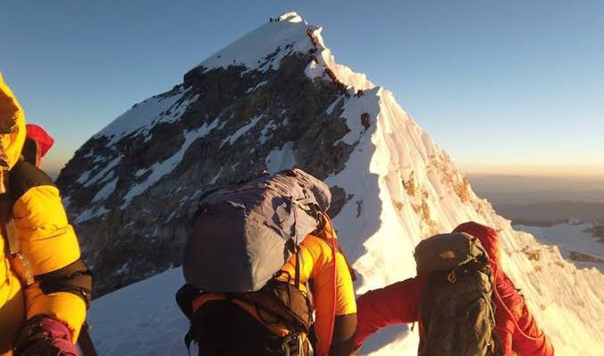 Puncak gunung everest