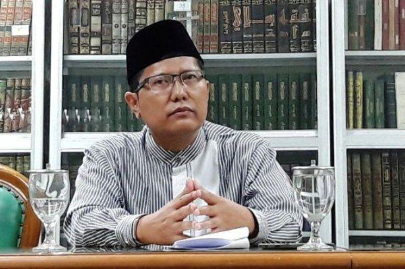 Ketua MUI Pusat Ustadz Cholil Nafis