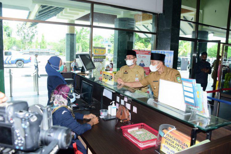 Foto Wakil Bupati Bengkalis dan Sekda Bengkalis Sidak di RSUD Bengkalis. Foto : Diskominfotik Bengkalis