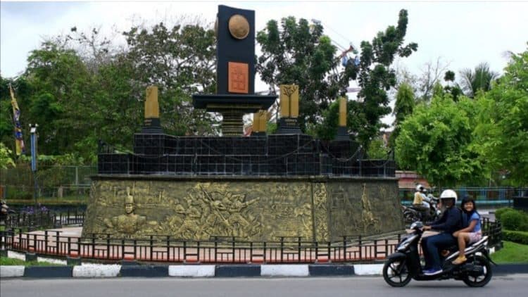 tugu adipura pekanbaru