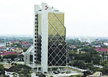 Menara Bank Riau Kepri Syariah 
Foto : Istimewa