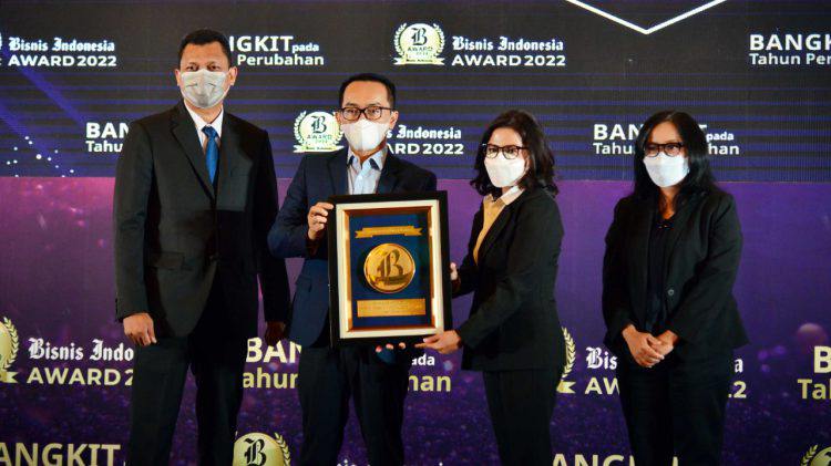 bank bjb meraih dua penghargaan yaitu Innovative Bank in Digital Acceleration dan penghargaan Kategori Bank Pembangunan Daerah (BPD) Wilayah Jawa-Bali dalam acara Bisnis Indonesia Award (BIA) 2022 yang selenggarakan Harian Bisnis Indonesia, di The Ritz-Carlton Mega Kuningan, Jakarta, Senin (15/8)