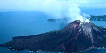 Gunung Anak Krakatau Erupsi