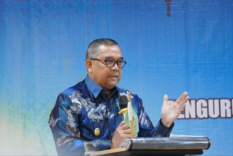 Wakil Gubernur Riau Edy Natar Nasution saat menghadiri pelantikan PW BKMT Riau.