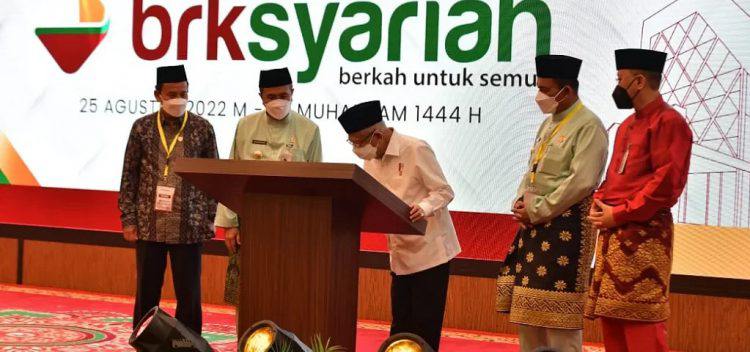 Wapres Ma’ruf Amin meresmikan BRK Syariah, Kamis (25/08/2022), di Menara Dang Merdu BRK, Pekanbaru, Riau.