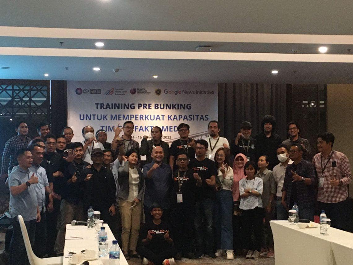 Asosiasi Media Siber Indonesia (AMSI) menggelar pelatihan atau training Pre Bunking se Sumatera di Hotel Santika, Batam, Kepulauan Riau.