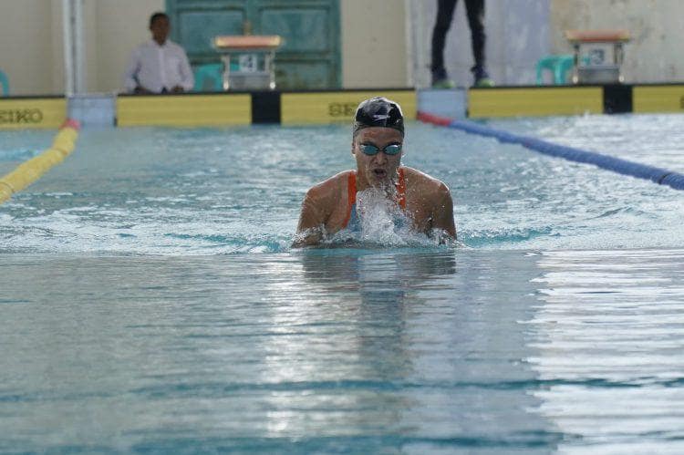 Alami Kelelahan, Vanessa Evato Tinggalkan Panggung Renang PON XXI Aceh-Sumut 2024