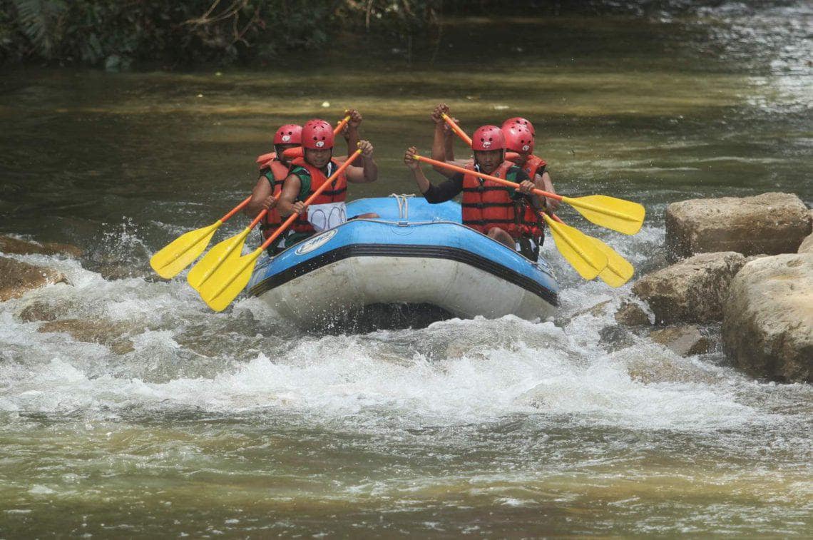 Arung jeram porprov riau
