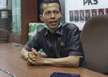 Anggota DPRD Kota Pekanbaru, Rois melihat Muflihun harus bisa memanfaatkan momen ini untuk menyelesaikan pekerjaan yang belum terselesaikan.