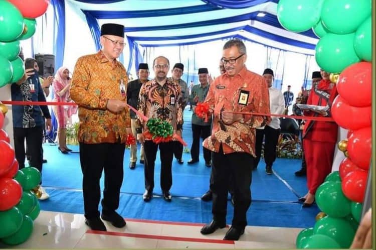 Grand launching Kantor BRK Syariah di Wilayah Batam di resmikan oleh Walikota Batam dan Dirut BRK Syariah (23/02/23)