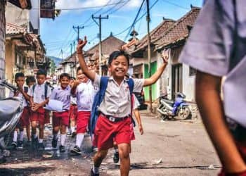 Besok Anak Sekolah Mulai Belajar, Guru Jangan Tambah Libur Yaa