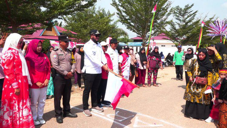 Wakil DPRD Rohil Basiran Nur Efendi , Camat Bangko, Mulya dan Penghulu Labuhan Tangga Baru Damawan