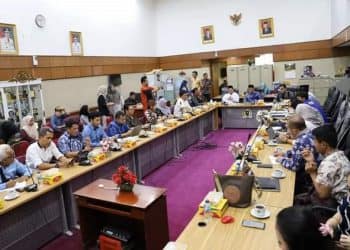 Suasana Rapat Dengar Pendapat