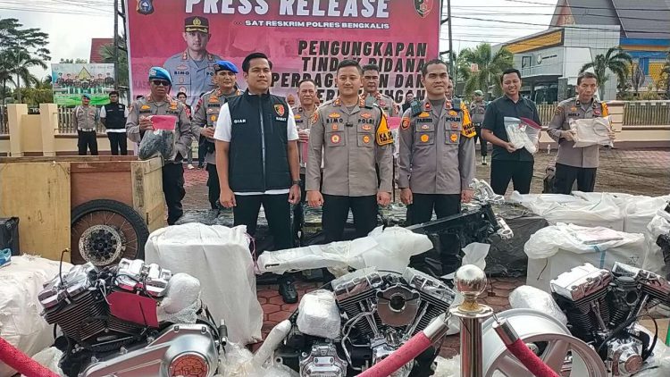 Penyelundupan Barang Ilegal di Bengkali Capai Rp5 Miliar Diungkap, Ada Mesin Harley Davidson Hingga Rokok